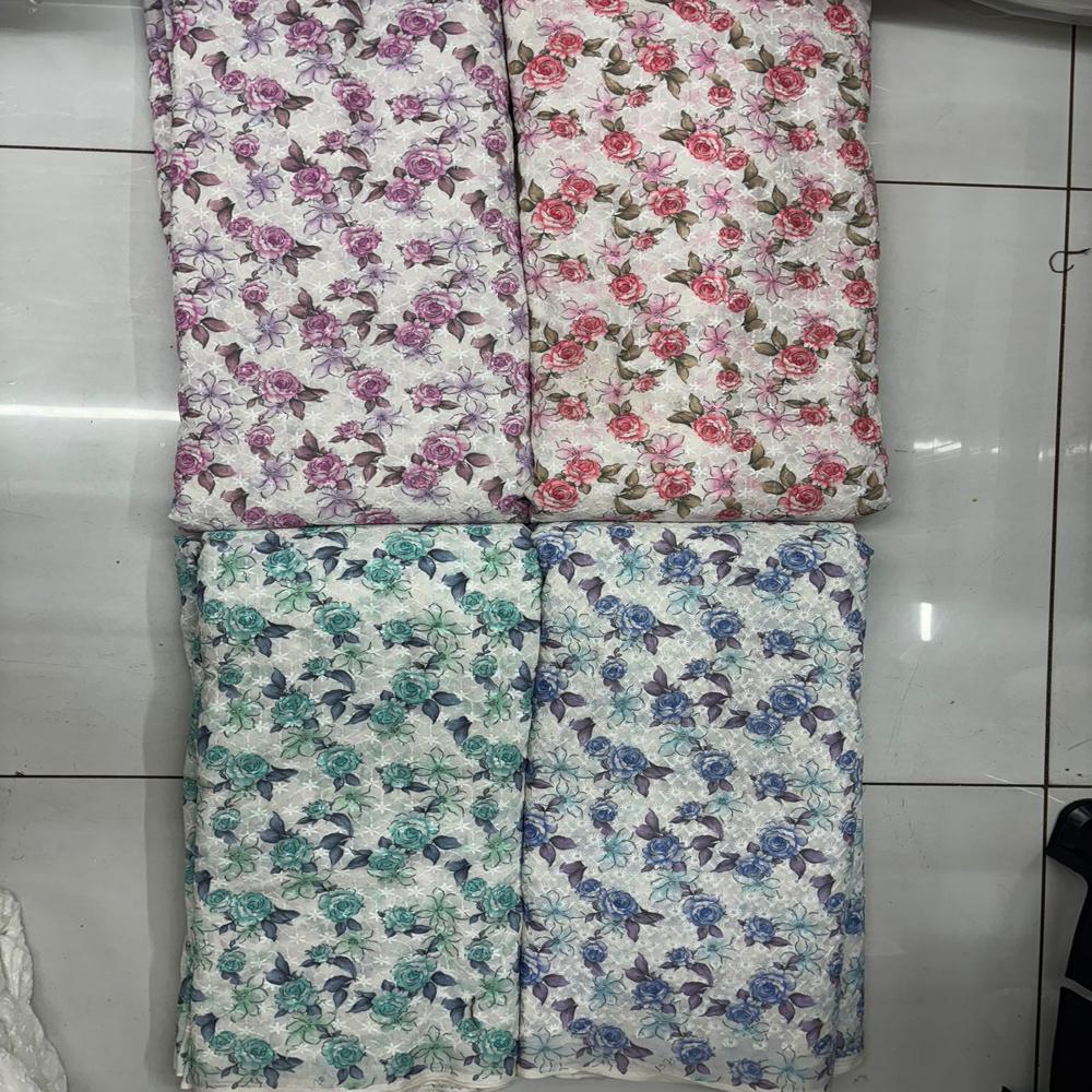 Allover Digital Print - Attributes: Washable