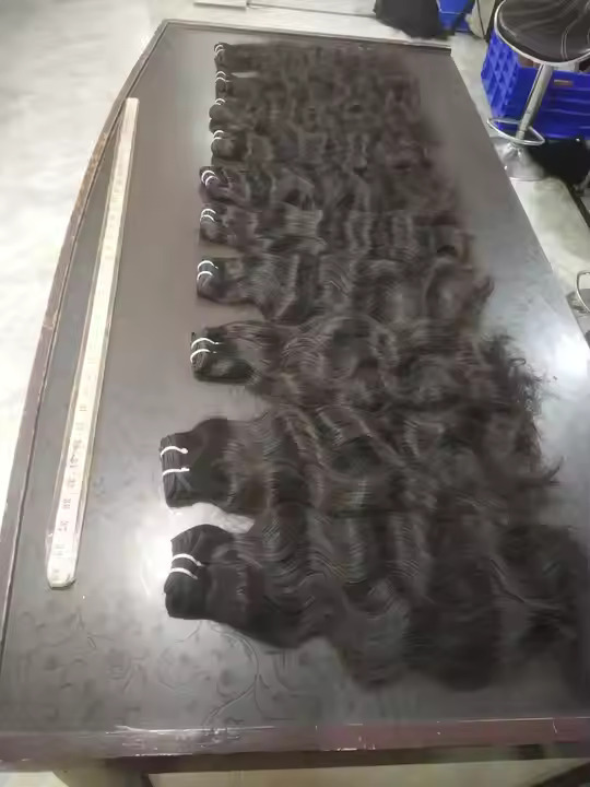Black Indian Remy Human Hair, for Parlour, Packaging Size: 10 Inch to 30 Inch