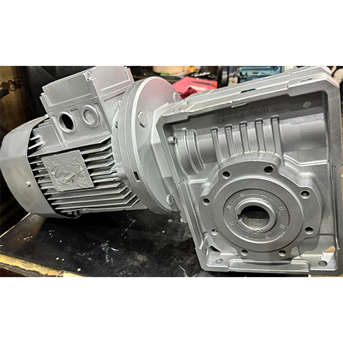 2Hp Geared Motor - Phase: Double Phase