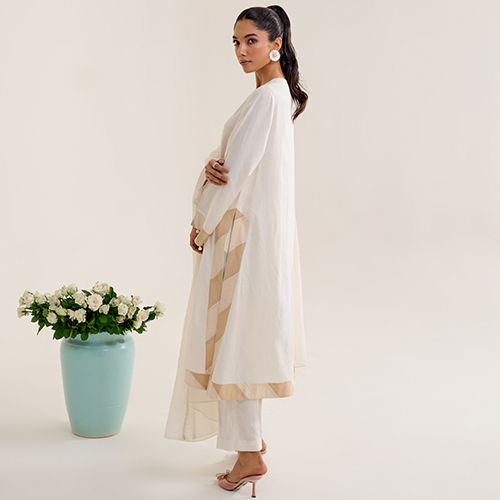 Ivory Linen Hand Embroidery Kurta Set