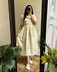 Trendy Kurtis - Color: White