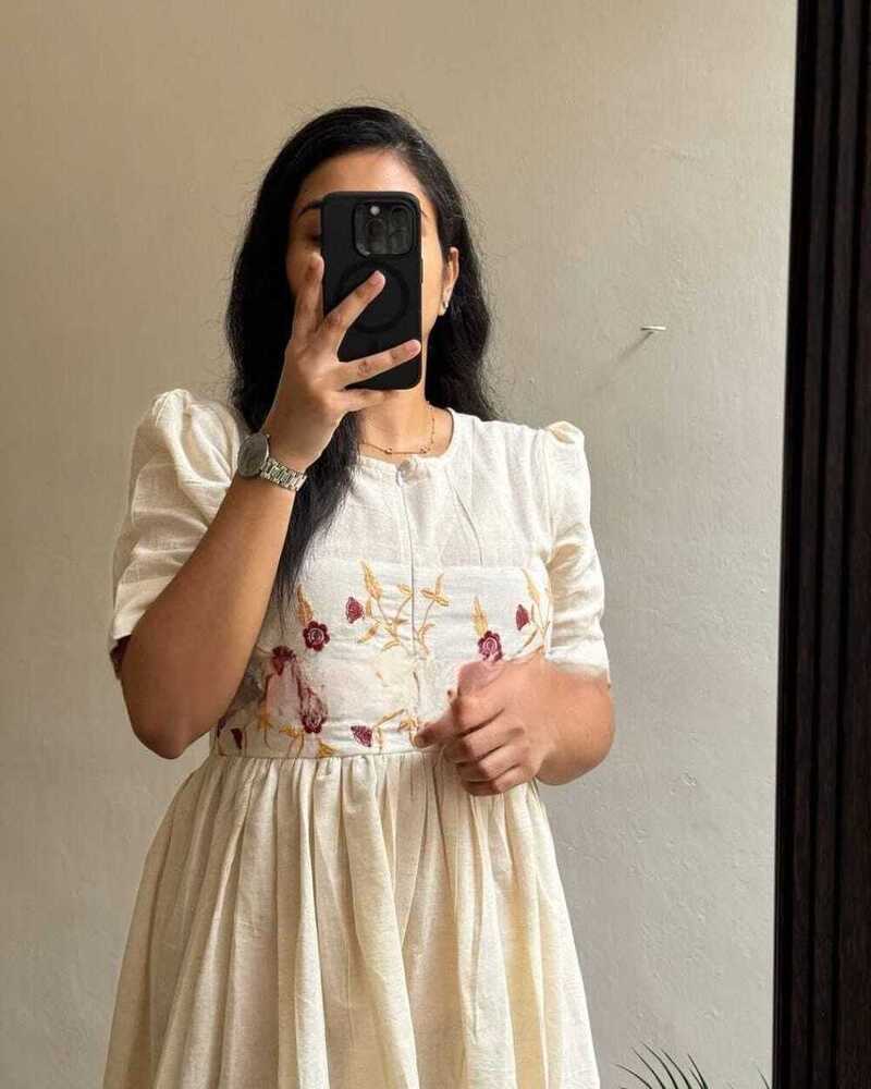 Trendy Kurtis - Color: White