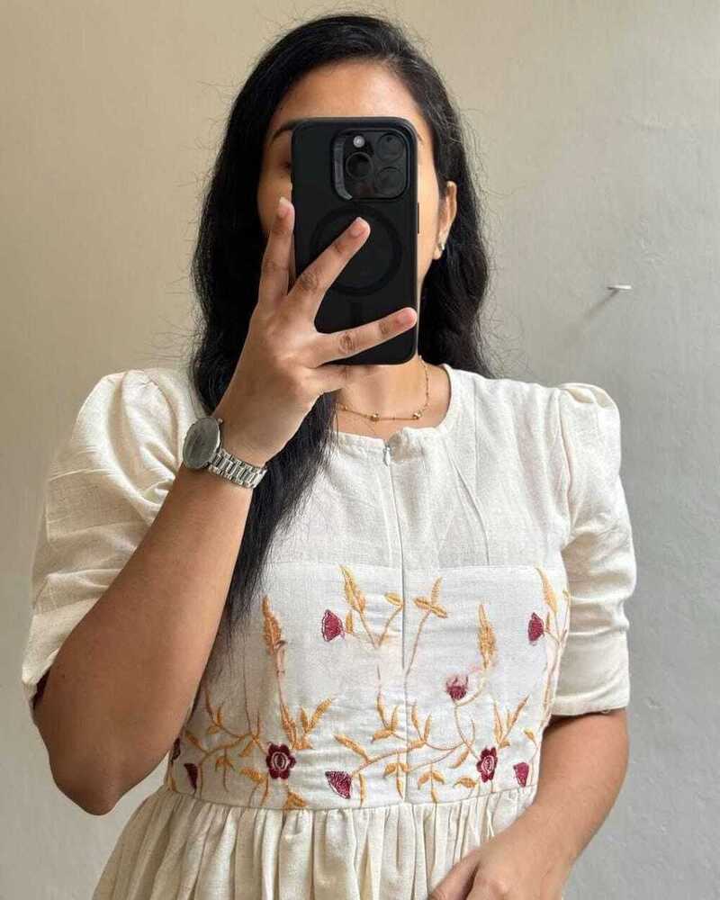 Trendy Kurtis - Color: White