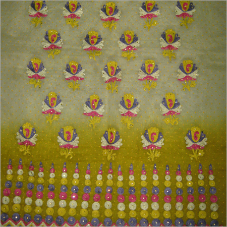 महिलाओं का नया डिज़ाइन किया गया आकस्मिक सूट