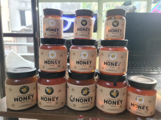 Honey And Sweeteners - Natural Honey, Glass Jar Packaging | 24-month Shelf Life, Food Grade Quality, 18% Moisture Content