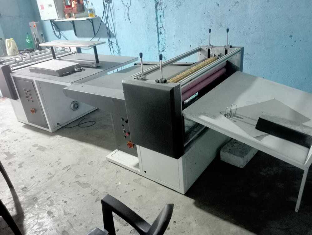 MEGABOUND SEMI AUTOMATIC CASE MAKER