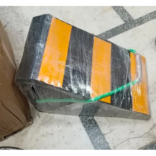 Rubber Wheel Chock - Color: Black And Yellow