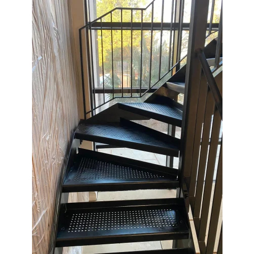 Residential Mild Steel Staircase Fabrication Services