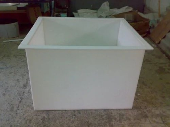 Polypropylene Storage Tank - Custom Dimensions, Various Colors | Ideal For Chemical, Water Treatment, Pharmaceutical, Textile & Electroplating Storage