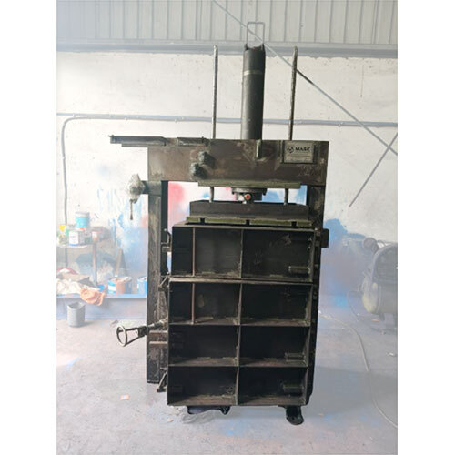 Vertical Yarn Waste Baling Machine Max Load Capacity 75 Ton - Color: Black