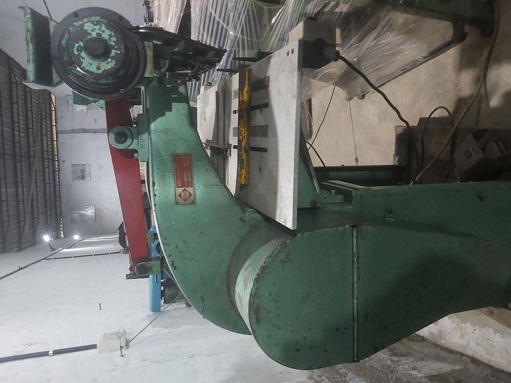 Arno Rivetting Machine