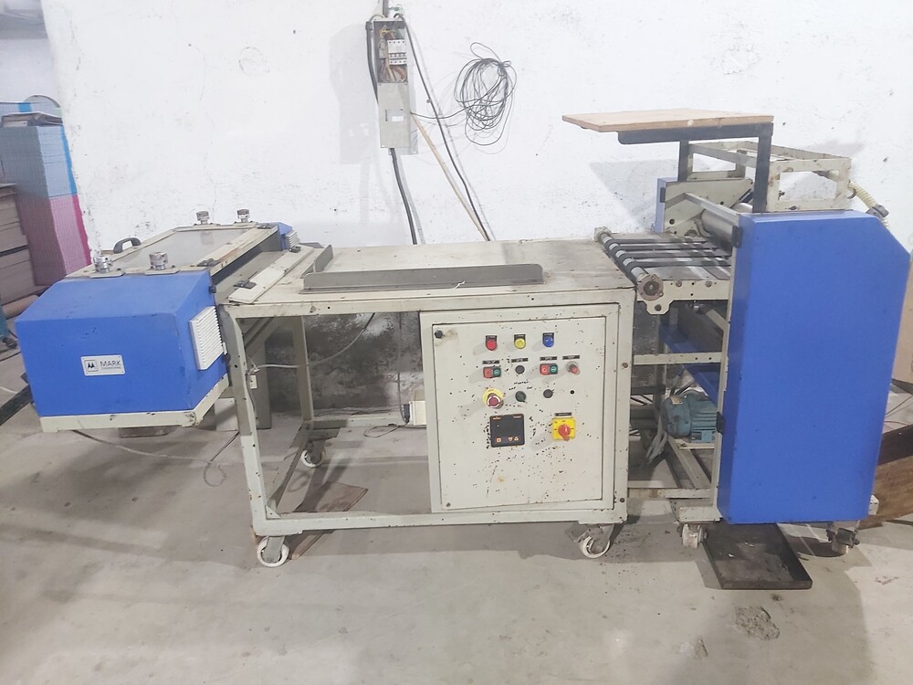 Mark Top Gluer - Machine Type: Binding Machine