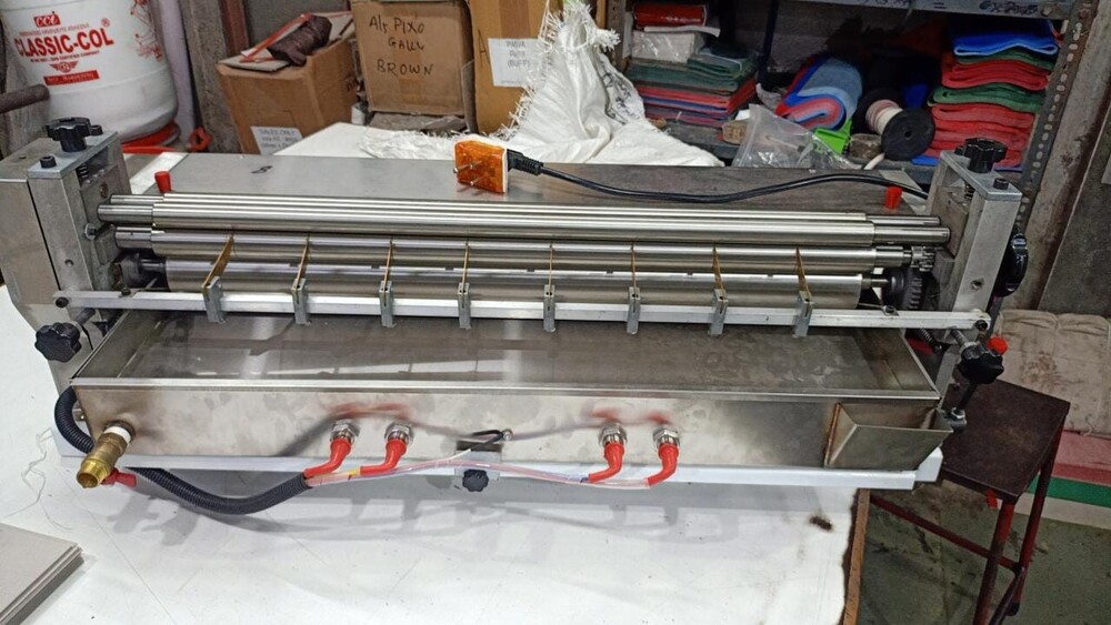 HOT MELT GLUEING MACHINE (CHINA NEW)