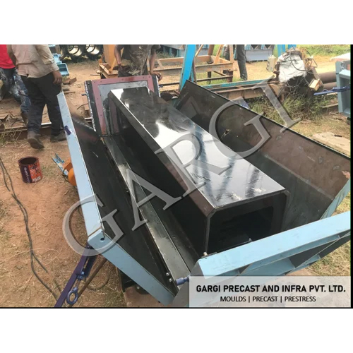 Rcc Precast U Drain Mould - Color: Grey