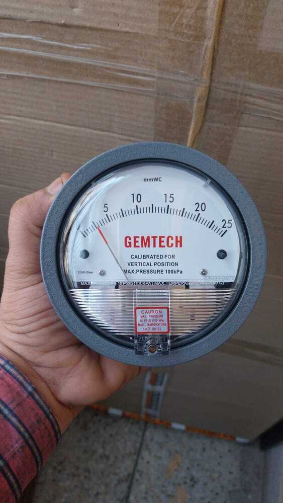 Model G2300-10cm Gemtech Differential Pressure Gauge Range 5-0-5 Cm W.c - Color: White / Black