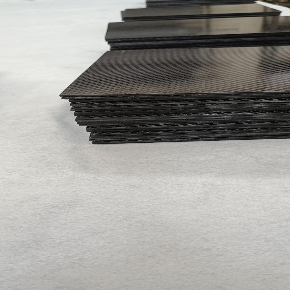 Carbon Fiber Sheet 500x500x3mm - Color: Black