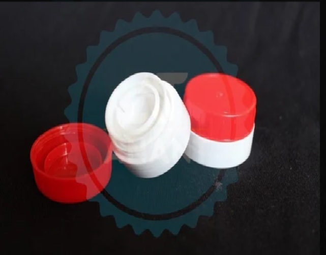 Cap Closures - Color: White And Red