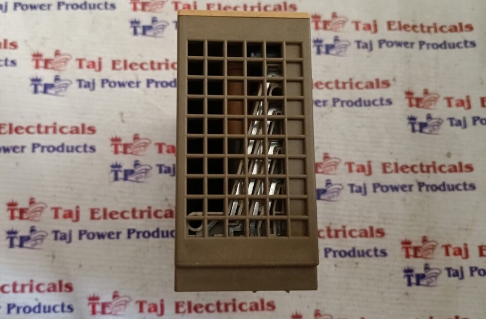 SIEMENS 6ES5 440-8MA21 PLC