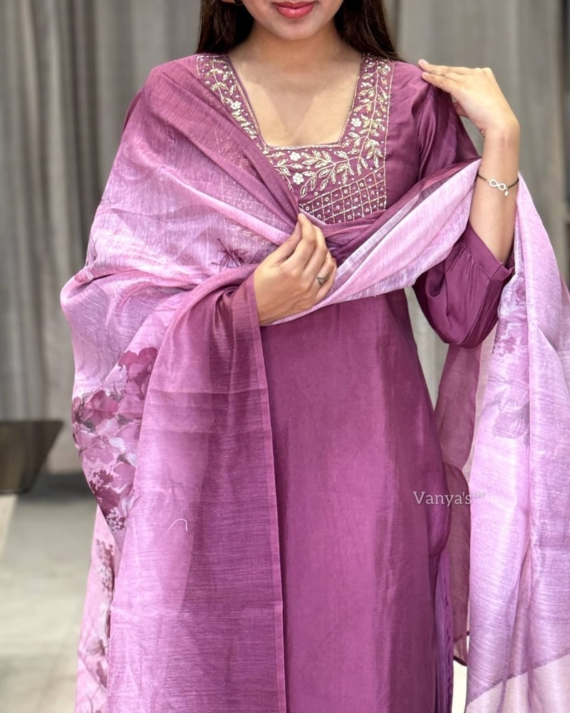 Women Kurti With Bottom & Dupatta Set - Color: Multicolor