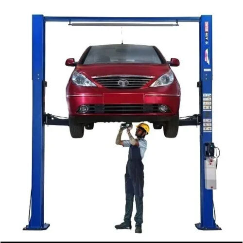 Clear Floor Hydraulic Two Post Lift - Lifting Capacity: 4 Tonne