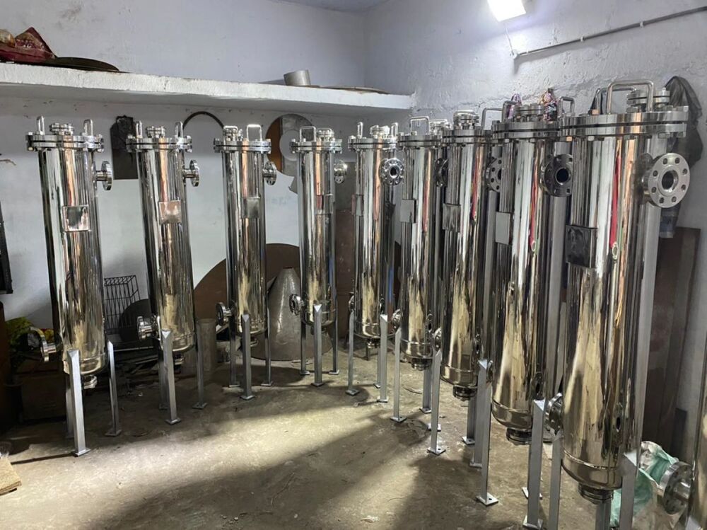 Ss Basket Filter Housing - Color: Silver