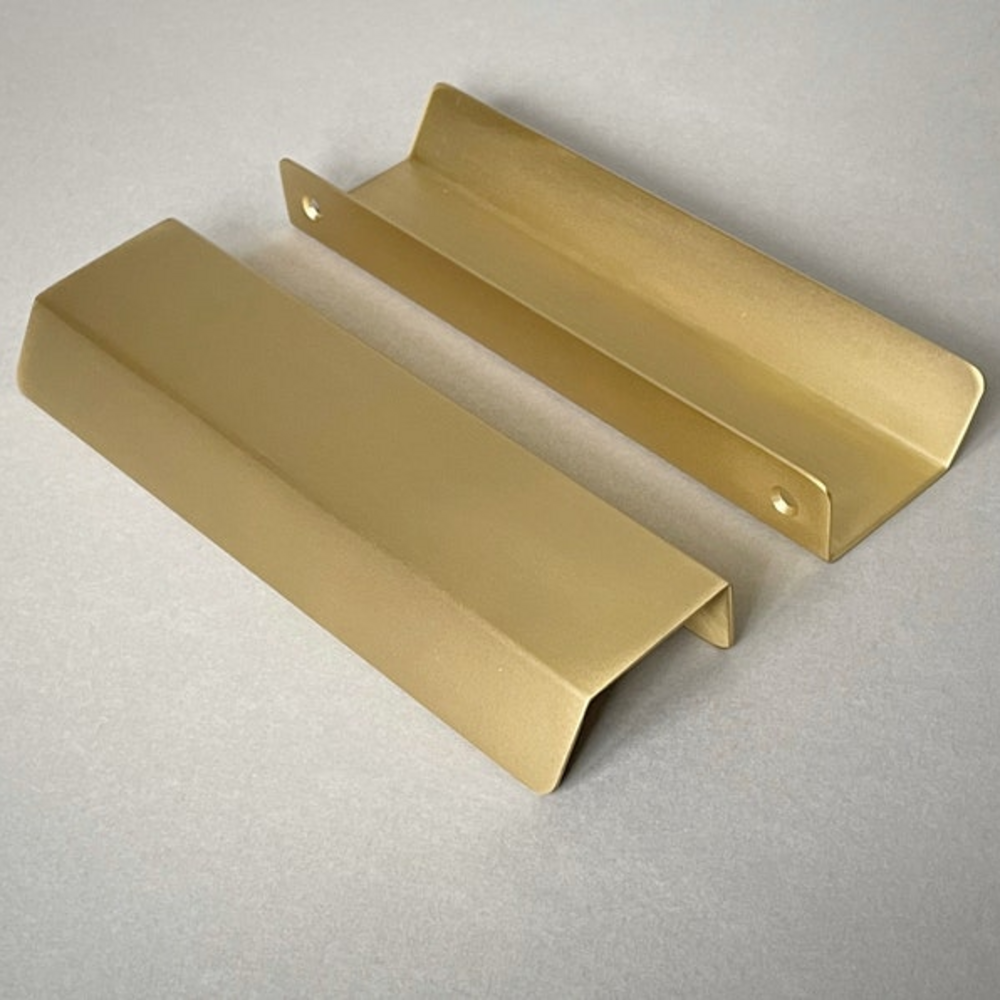 Aquila Brass Lip Pull Handle | Kitchen Handle | Replacement Drawer Handle | Modern Angular Lip Pull Handle