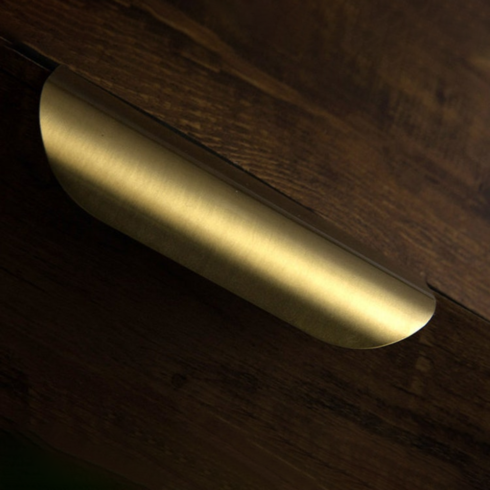 Stag Lip Pull Handle | Kitchen Cabinet Pull | Concealed Pull | Dresser Handle | Modern Drawer Pull | Wardrobe Handle | Cupboard Handle | Bevelled Pull | Leaf Handle
