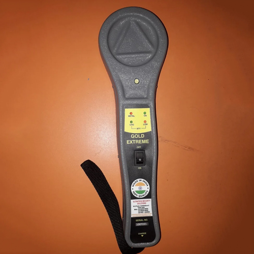 Security Metal Detector - Ultra Gold Extreme - Color: Black