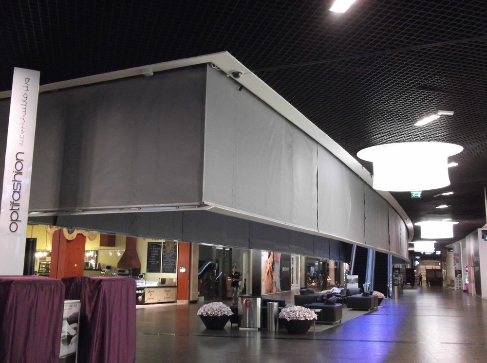 Smoke curtain