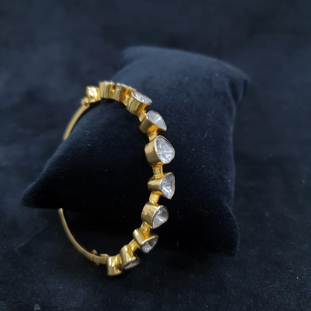 18kt Ponchi - Color: Golden