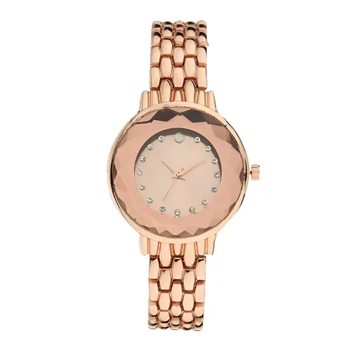 Ladies Analogue Watches - Color: Golden
