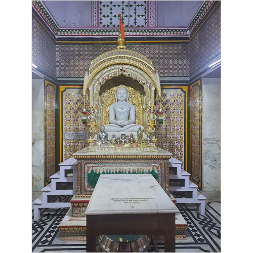 White and Gold Marble Budha Temple