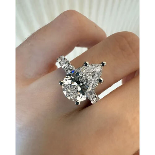 Lab Grown CVD Diamond Pear shape Diamond Ring