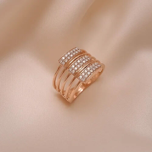 Rose Gold Diamonds Ring