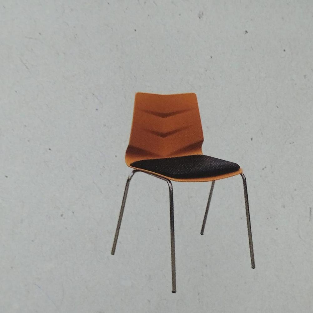  OM WOODS SWADEN STEEL LEG CHAIR ( WITH CUSION) 