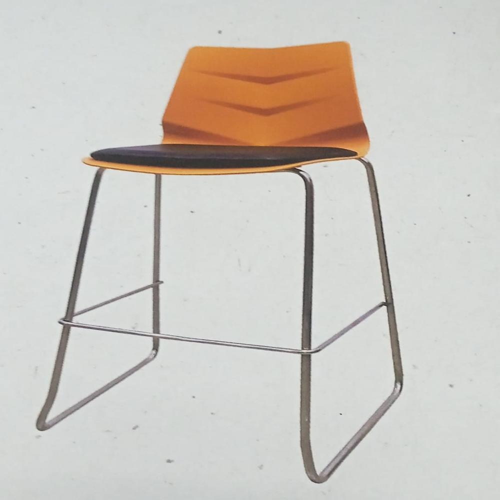 OM WOODS SWADEN BAR STOOL STEEL LEG CHAIR