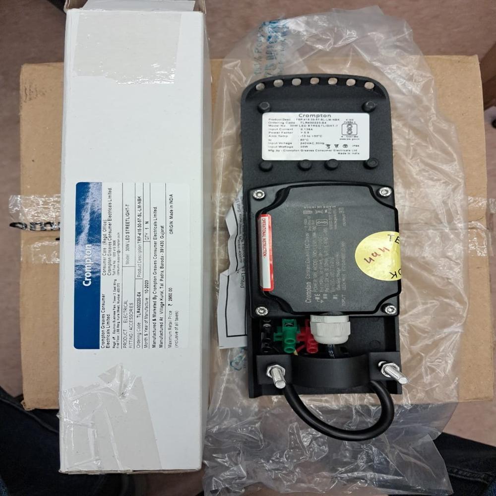 25W Street Light Wanderer TRP-415-25-57-SL-LM-NBK Make Crompton