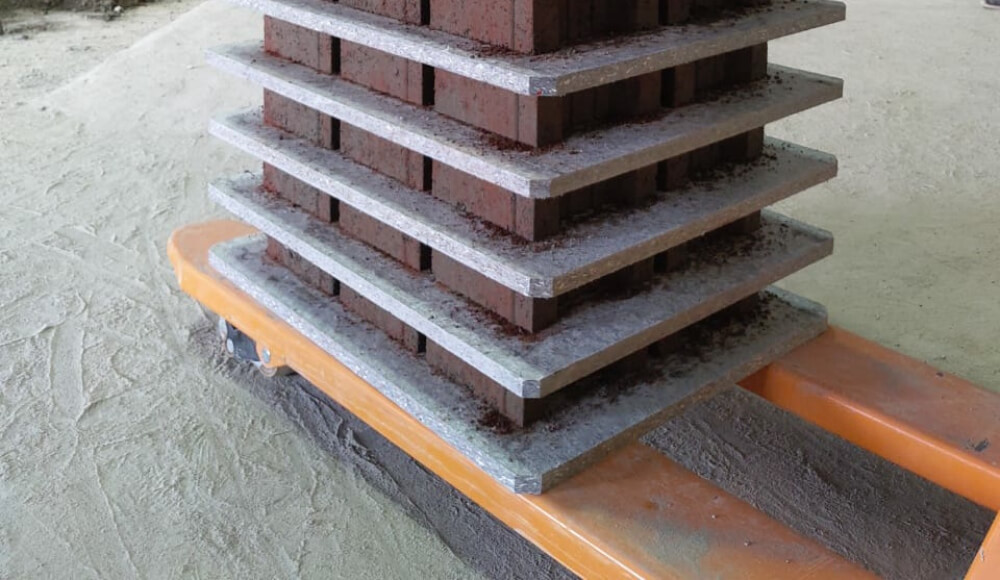 Recycled Plastic Briks Pallet - Color: Grey