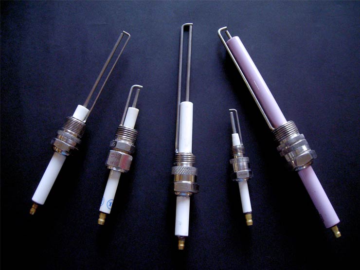 Burner Electrodes - Ceramic & Metal, 50-100mm Length, 5-10mm Diameter, M8-m12 Thread Size, 12v Voltage, 1000â°c Temperature | Ideal For Industrial Burners, Kilns & Gas Appliances