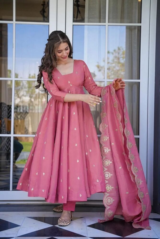 Women's Anarkali gown with dupatta