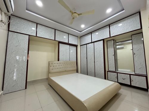 Aluminium Cupboards - Features: Good Quality