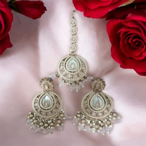 Gulabi Shabnam Earrings with Tikka