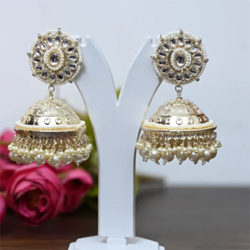 Panna Vilas Hastha Jhumki - Color: White