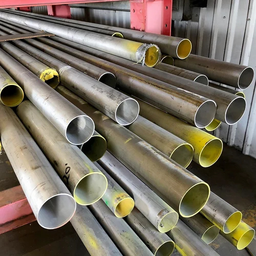 Stainless Steel Welded Pipe - 3/4 Inch Outer Diameter, 6 Meter Length, Silver Color , Polished Surface Finish for Industrial Applications