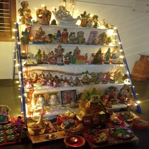 5 Steps Metal Golu Stand