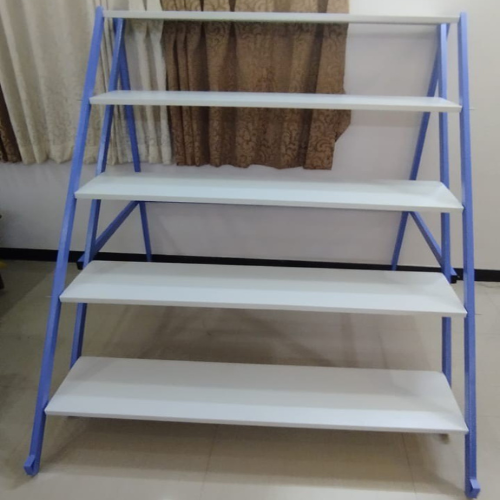 5 Steps Metal Golu Stand - Capacity: 250 Kg