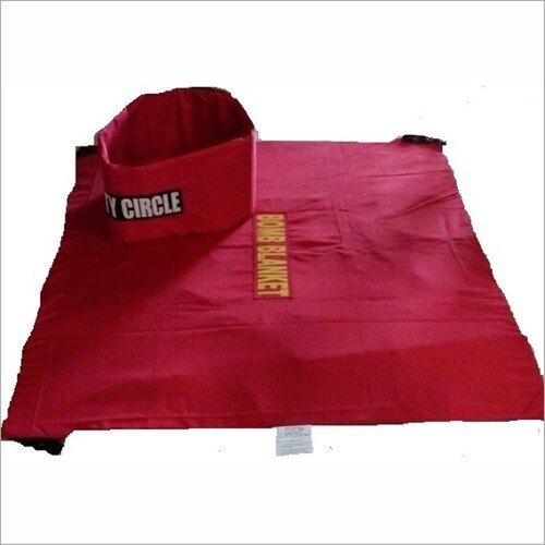 Bo Mb Blanket - Color: Red