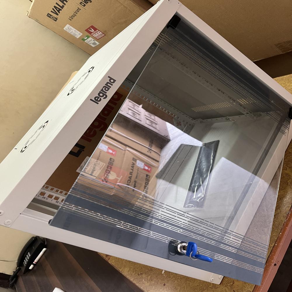 Legrand Valrack/Linkeo Stainless Steel 9U 600mmW500D Wall Mounted Rack