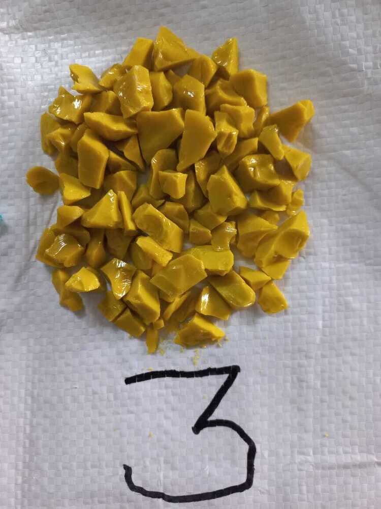 Premium -A grade opaque yellow color glass chips with 1-9 mm size aggregate