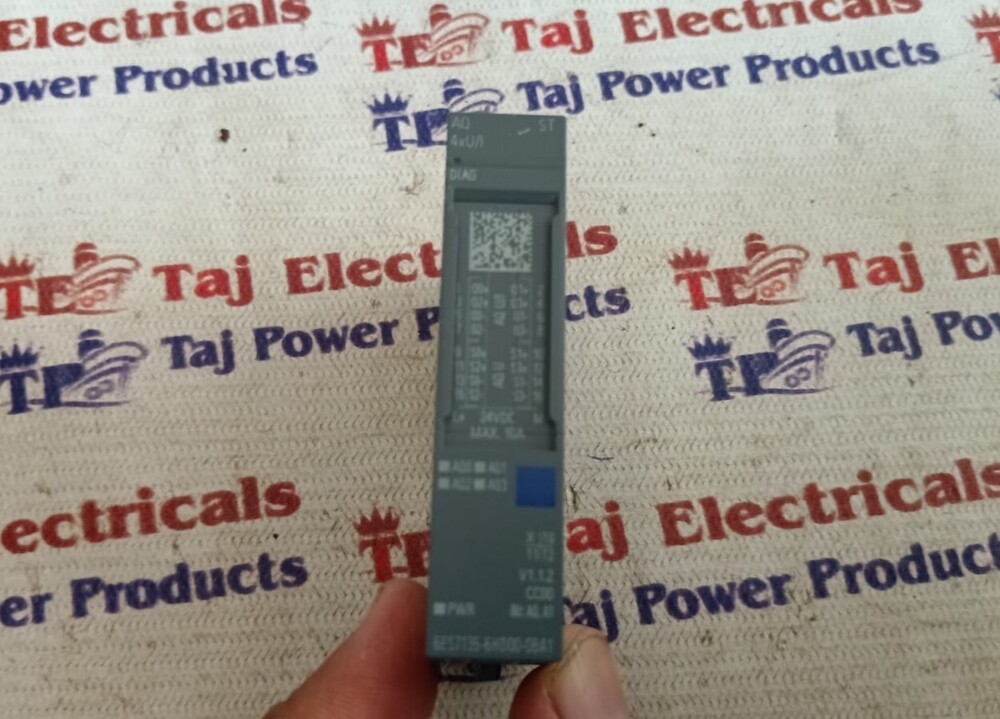 SIEMENS 6ES7 135-6HD00-0BA1 PLC